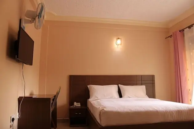 Executive Tek Büyük Yataklı Oda