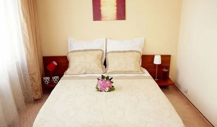 One Bedroom Apartment for 2 adults and 2 children