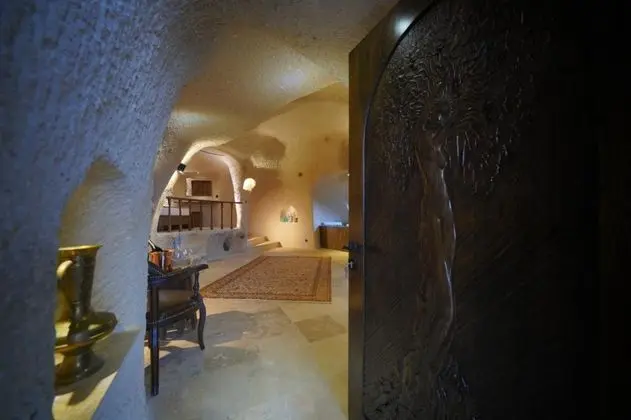 King Cave Suite, Şömineli
