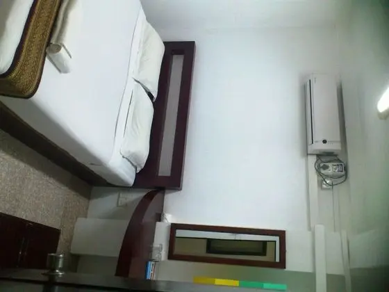 Economy Double Room with Share Bathroom