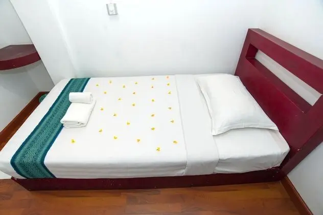 Economy Single Room with Share Bathroom