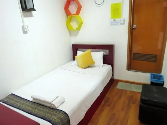 Ortak Ranzalı Oda (1 Bed in 12-Bed Dorm)
