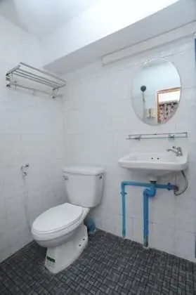 Ortak Ranzalı Oda (1 Bed in 12-Bed Dorm)