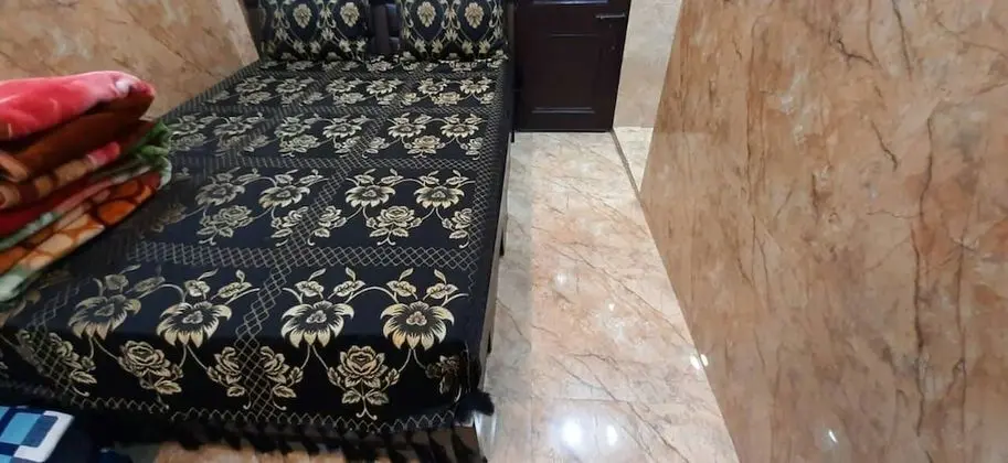 Oda, 1 Yatak Odası, Sigara İçilebilir, Buzdolabı