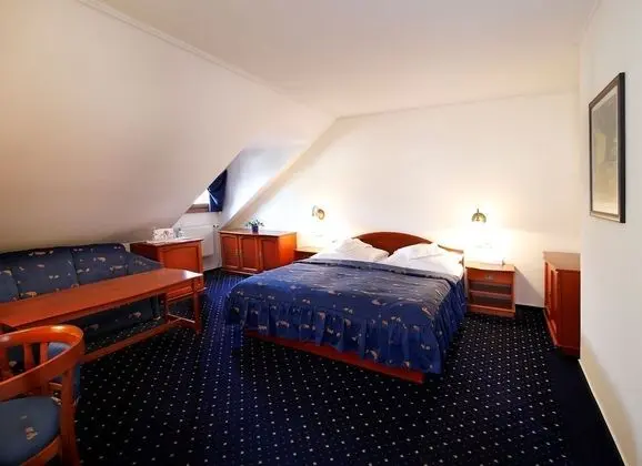 Comfort Tek Büyük Yataklı Oda