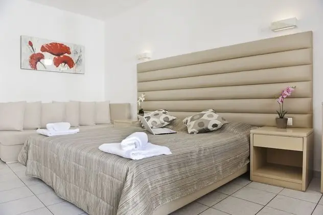 Deluxe Tek Büyük Yataklı Oda, Teras, Deniz Manzaralı