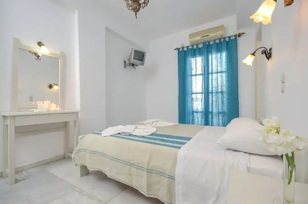 Premium Tek Büyük Yataklı Oda