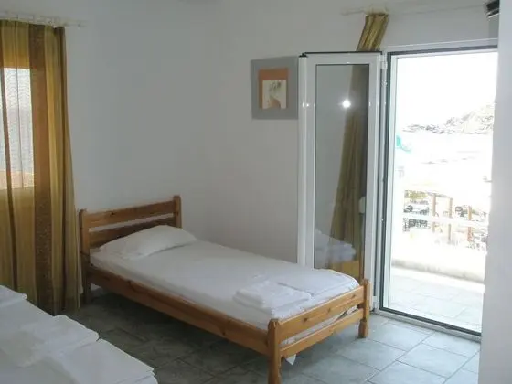 Stüdyo, Deniz Manzaralı (For 3)