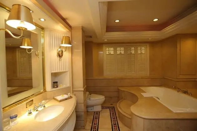 Luxury Tek Büyük Yataklı Oda