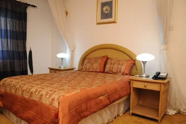 Tek Büyük Yataklı Oda