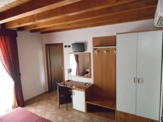 Standard Üç Kişilik Oda