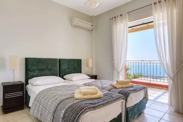 Villa, 4 Yatak Odası, Kişiye Özel Havuzlu, Deniz Manzaralı
