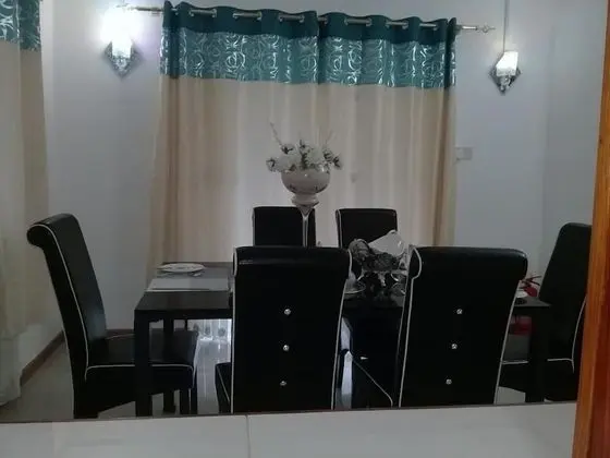 Family Tek Büyük Yataklı Oda (Amethyst)
