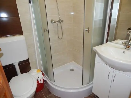 Basic Oda, Bahçe Manzaralı, Bahçeli