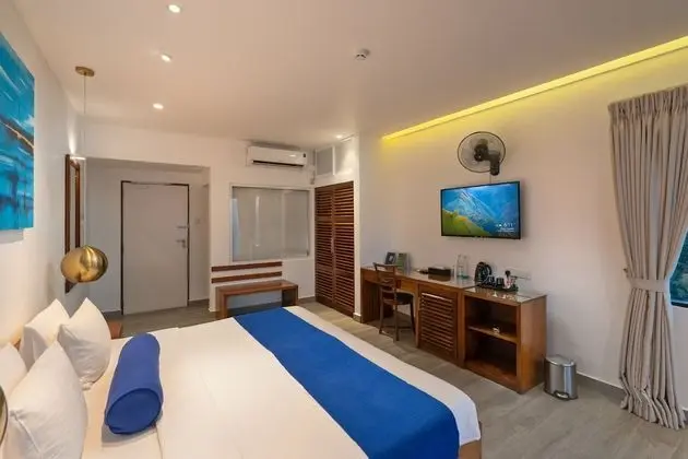 Deluxe Tek Büyük Yataklı Oda, 1 Çift Kişilik Yatak, Okyanus Manzaralı