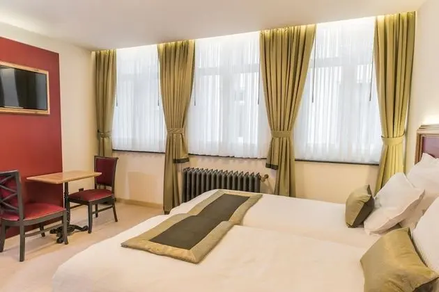 İki Ayrı Yataklı Oda