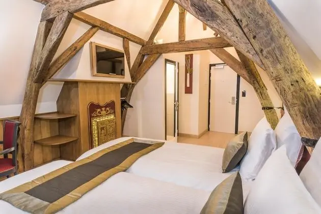 Romantic Tek Büyük veya İki Ayrı Yataklı Oda