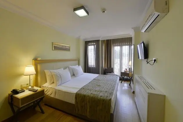 Standart Oda, Şehir Manzaralı