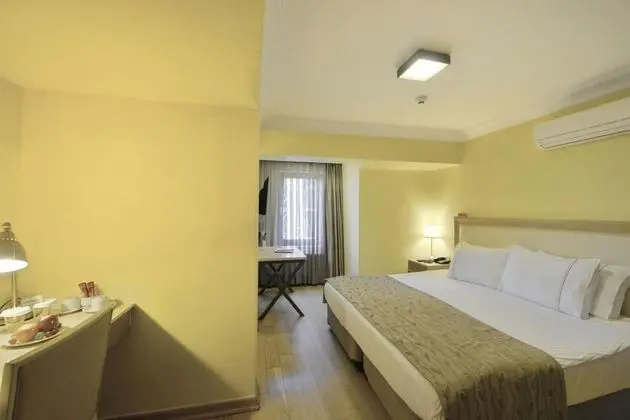 Standart Oda, Şehir Manzaralı