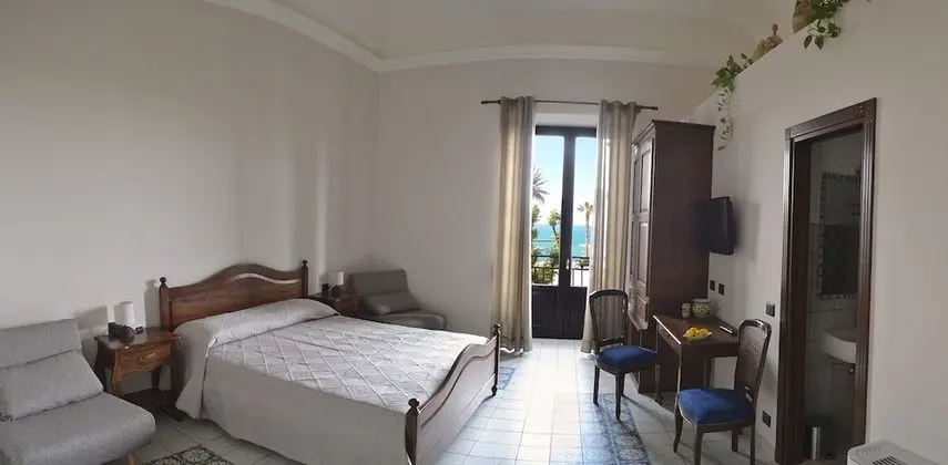 Deluxe Oda, Balkon, Deniz Manzaralı