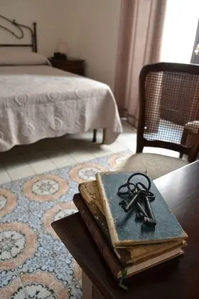 Tek Büyük Yataklı Oda, Balkon, Deniz Manzaralı