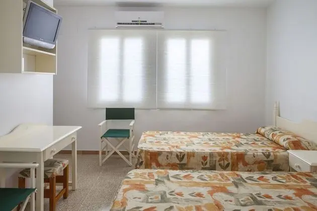 Tek Büyük veya İki Ayrı Yataklı Oda