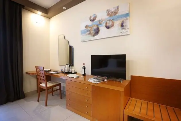 Comfort Oda, 1 Büyük (Queen) Boy Yatak, Sigara İçilmez, Balkon