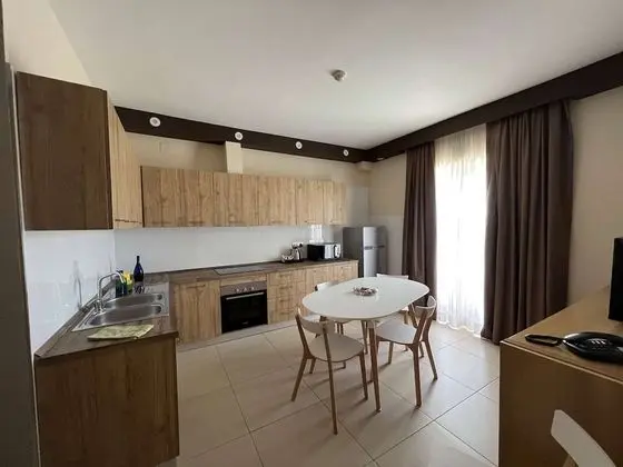 Süit, 1 Büyük (Queen) Boy Yatak ve Çekyat, Sigara İçilmez, Balkon (with Sofabed)