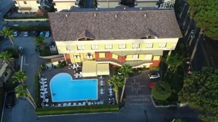 Süit, 1 Büyük (Queen) Boy Yatak ve Çekyat, Sigara İçilmez, Balkon (with Sofabed)