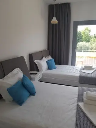 Deluxe Dört Kişilik Oda