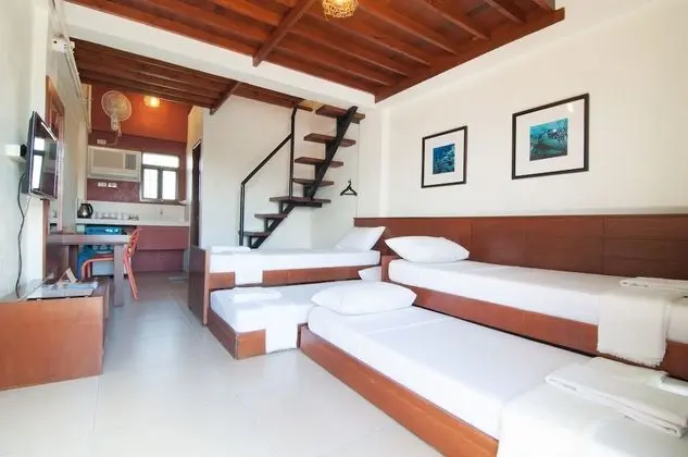Family Oda (Stair Access only)