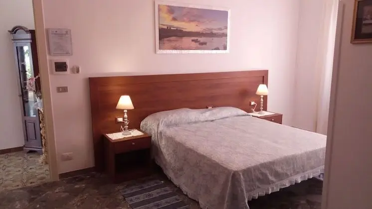 Superior Tek Büyük Yataklı Oda