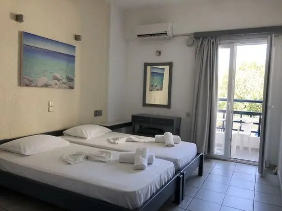 Economy Üç Kişilik Oda