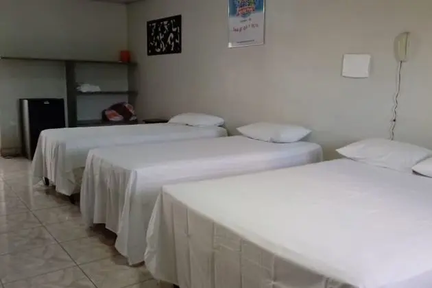 Dört Kişilik Oda, Birden Çok Yatak