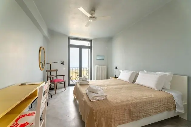 Design Tek Büyük veya İki Ayrı Yataklı Oda, Deniz Manzaralı