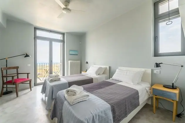 Design Tek Büyük veya İki Ayrı Yataklı Oda, Deniz Manzaralı