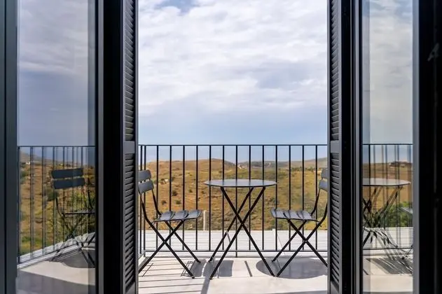Design Tek Büyük veya İki Ayrı Yataklı Oda, Deniz Manzaralı