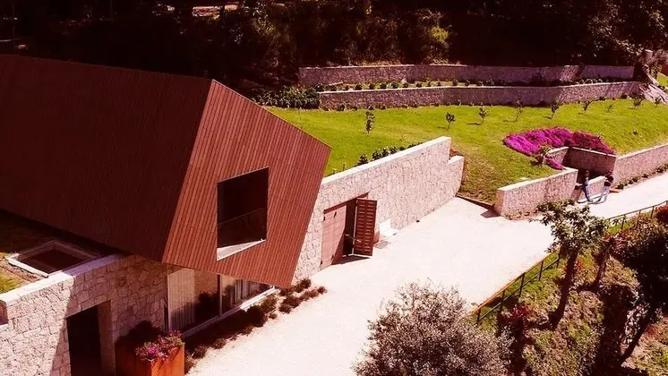 Design Ev, 2 Yatak Odası, Göl Manzaralı