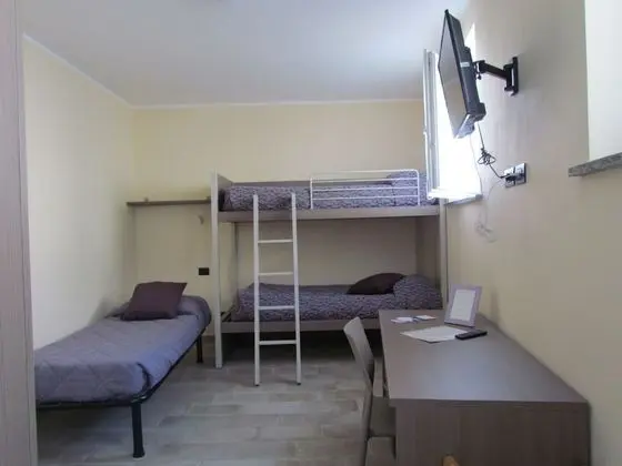 Üç Kişilik Oda, Birden Çok Yatak, Sigara İçilmez, Özel Banyo