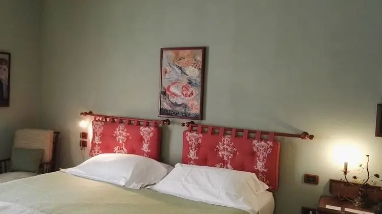 Superior Tek Büyük veya İki Ayrı Yataklı Oda