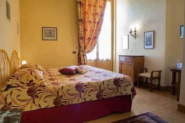 Superior Tek Büyük veya İki Ayrı Yataklı Oda