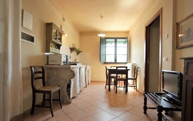 Apart Daire, 2 Yatak Odası (1A)