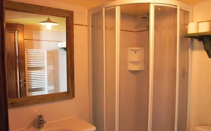 Apart Daire, 2 Yatak Odası (4A)