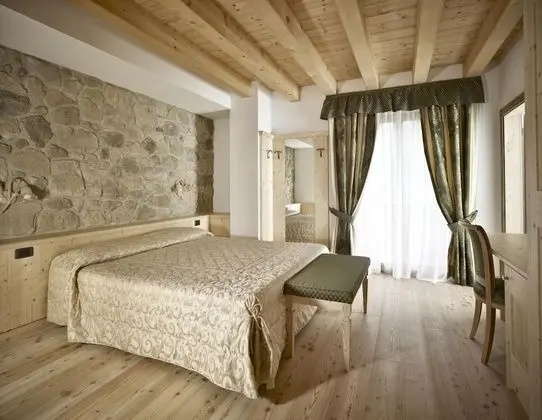 Tek Büyük Yataklı Oda, Balkon