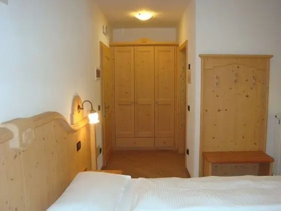 Tek Büyük veya İki Ayrı Yataklı Oda, Dağ Manzaralı