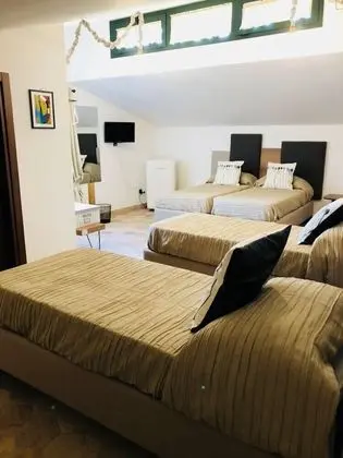 Dört Kişilik Oda, Teras