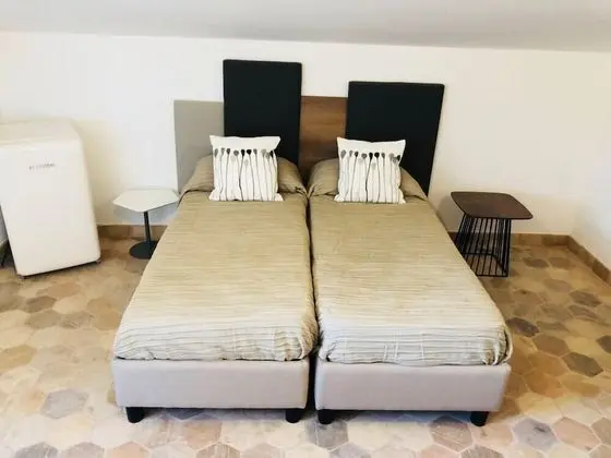 Dört Kişilik Oda, Teras