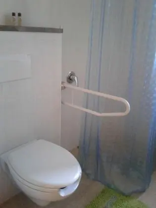 Üç Kişilik Oda, Engellilere Uygun