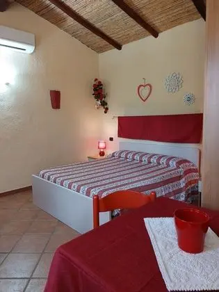 Standard Tek Büyük Yataklı Oda, Banyolu/Duşlu, Bahçeli