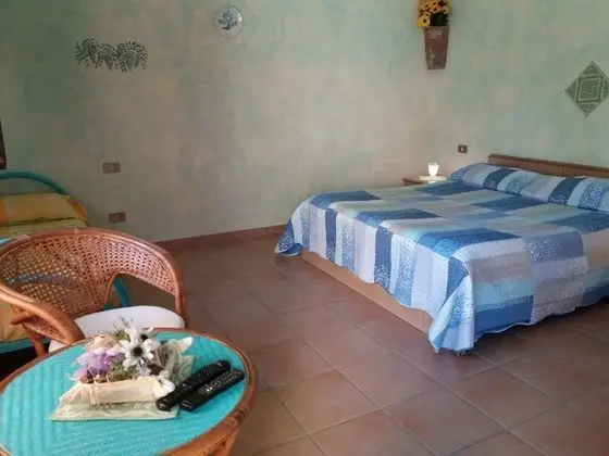 Standard Tek Büyük Yataklı Oda, Banyolu/Duşlu, Bahçeli